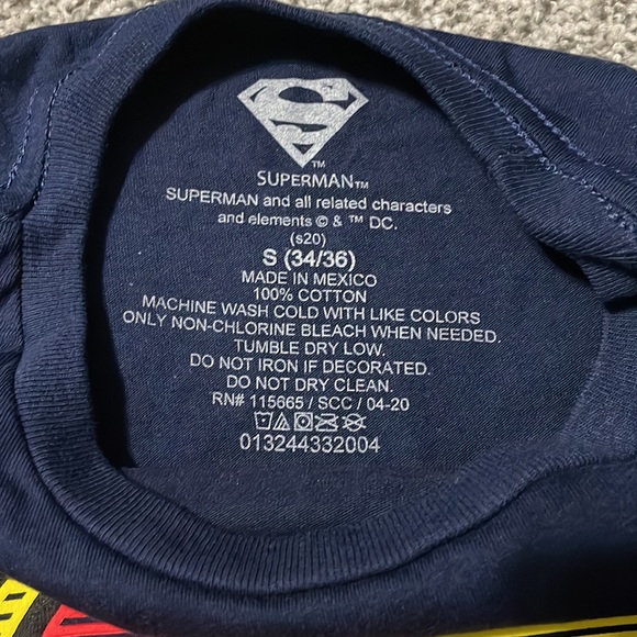NWT Superman T-Shirt - Picture 3 of 4